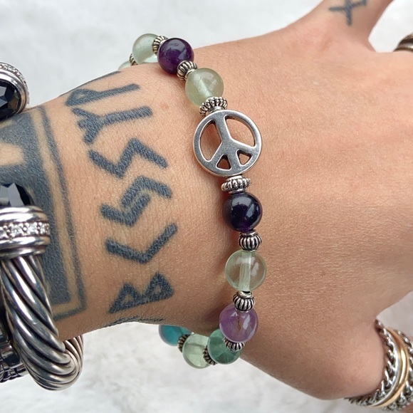 π΄ SALE ! red dot items are 2 for $25 . Bundle more than 3 and its $10 each π - Picture 4 of 11